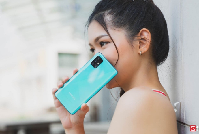 Những smartphone tầm trung chụp ảnh đẹp lung linh, du xuân không cần máy ảnh nặng nề